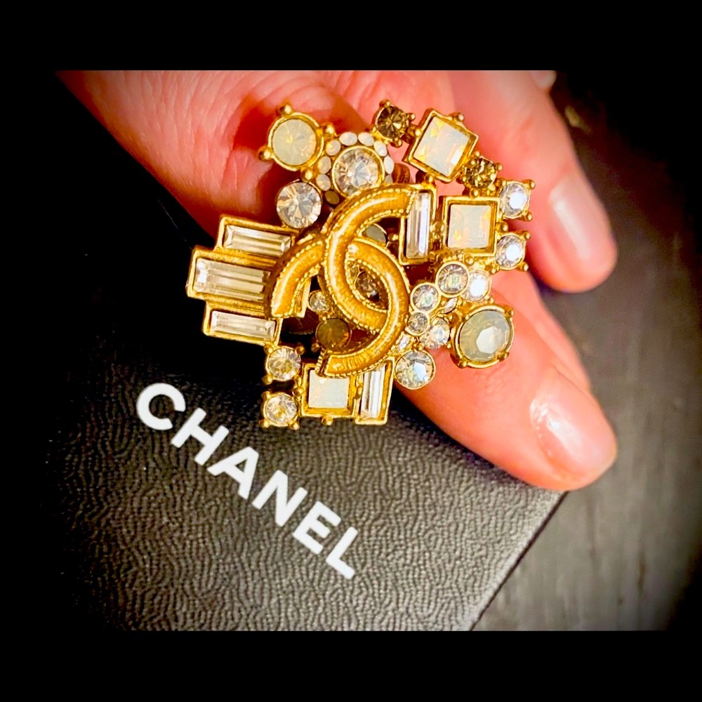 Vintage Chanel Cocktail Ring (1980)